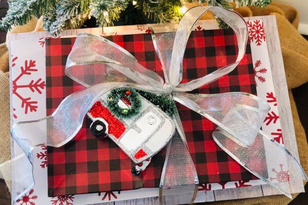 How to Wrap a Christmas Present with Walmart